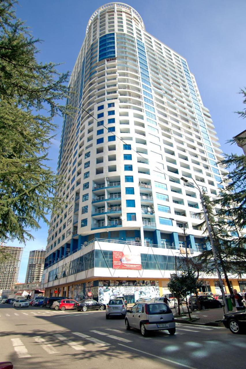 Batumi Seaview Apartments ภายนอก รูปภาพ