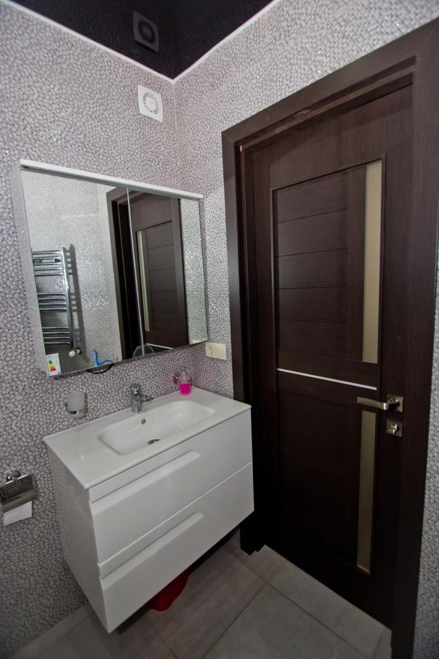 Batumi Seaview Apartments ภายนอก รูปภาพ
